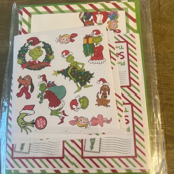 Christmas grinch write letters to and from santa kit - Picture 1 of 1